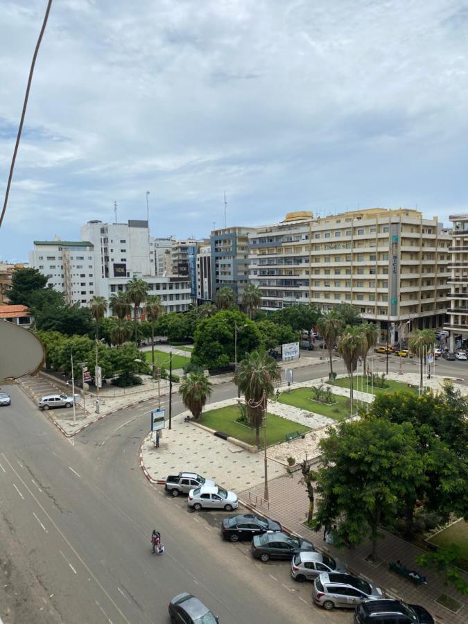 Ferienwohnung Place De L'Independance Dakar-Plateau Exterior foto